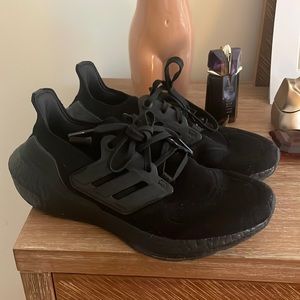 COPY - Adidas Ultra Boost 22